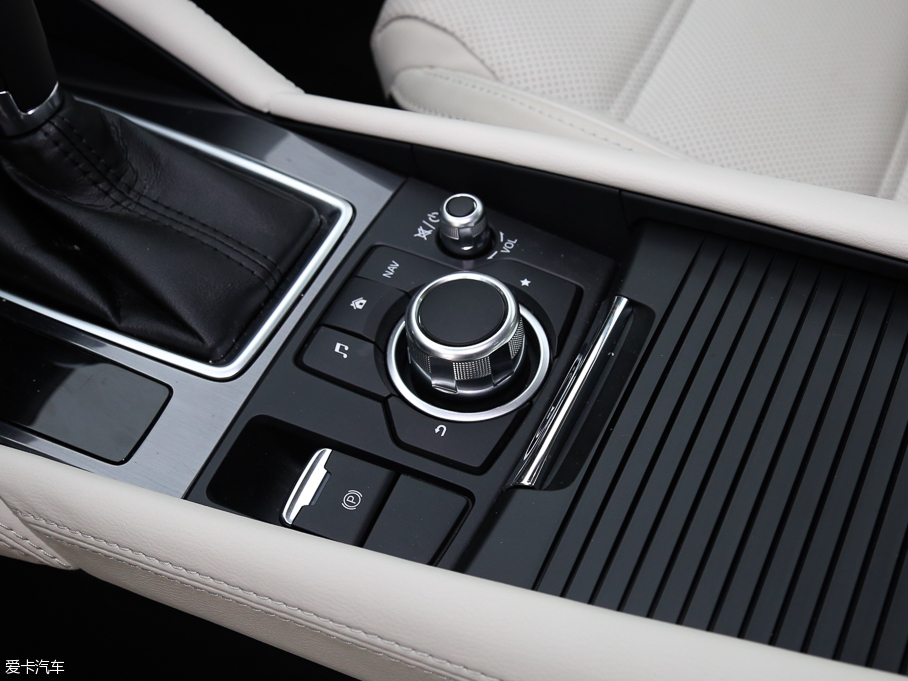 2017Ɲ 2.5L {(ln)