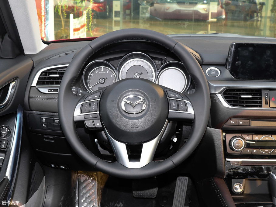 2017Ɲ 2.0L {(ln)F