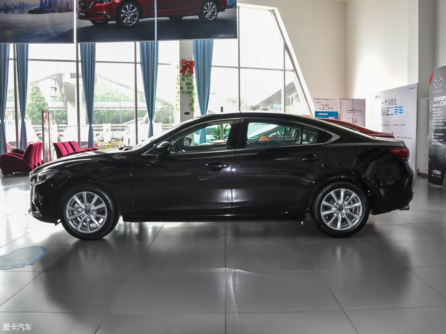 2017���Ɲ 2.0L �{��r�а�