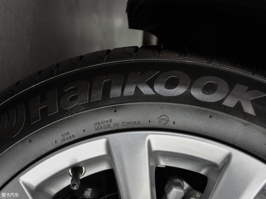 2017���Ɲ 2.0L �{��r�а�