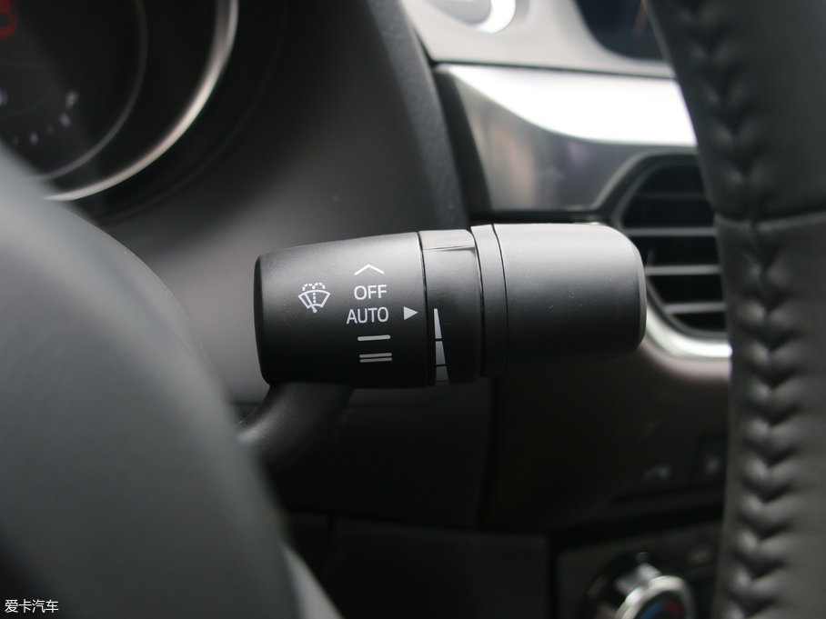 2017Ɲ 2.5L {(ln)