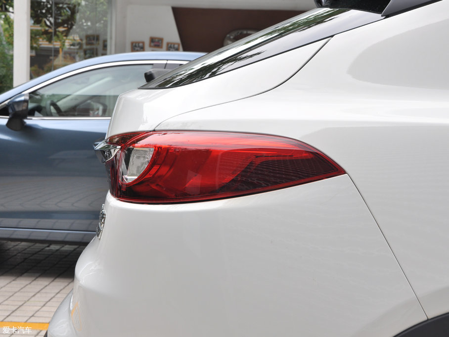 2018R_CX-4 2.0L ԄӃ{Ʒλ