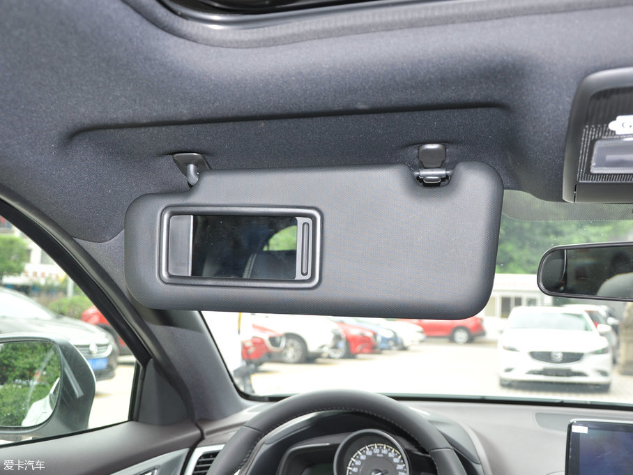 2018R_CX-4 2.0L ԄӃ{Ʒλ