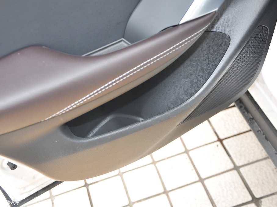 2018R_CX-4 2.0L ԄӃ{Ʒλ