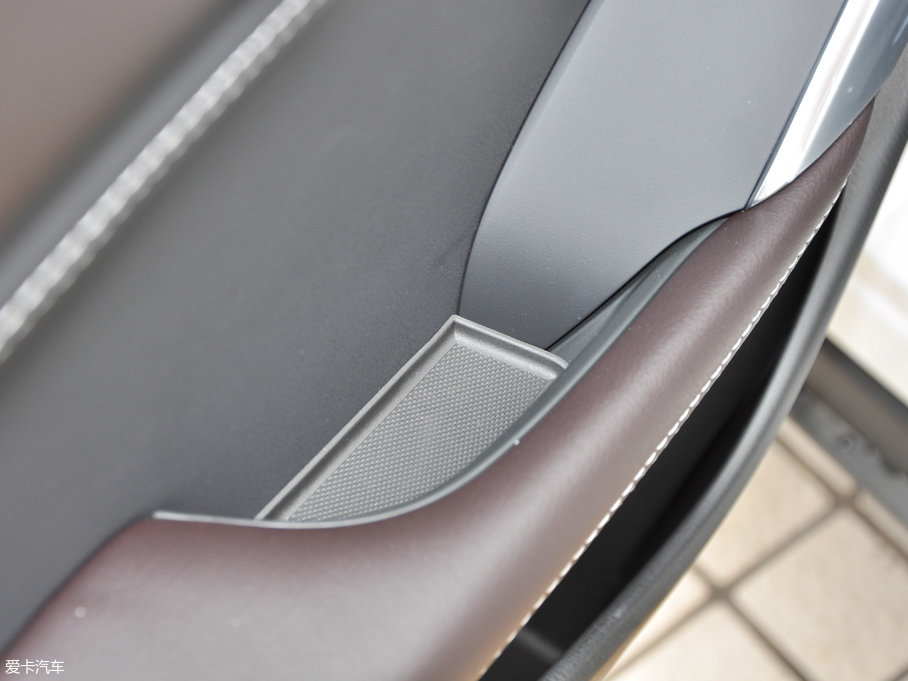 2018R_CX-4 2.0L ԄӃ{Ʒλ