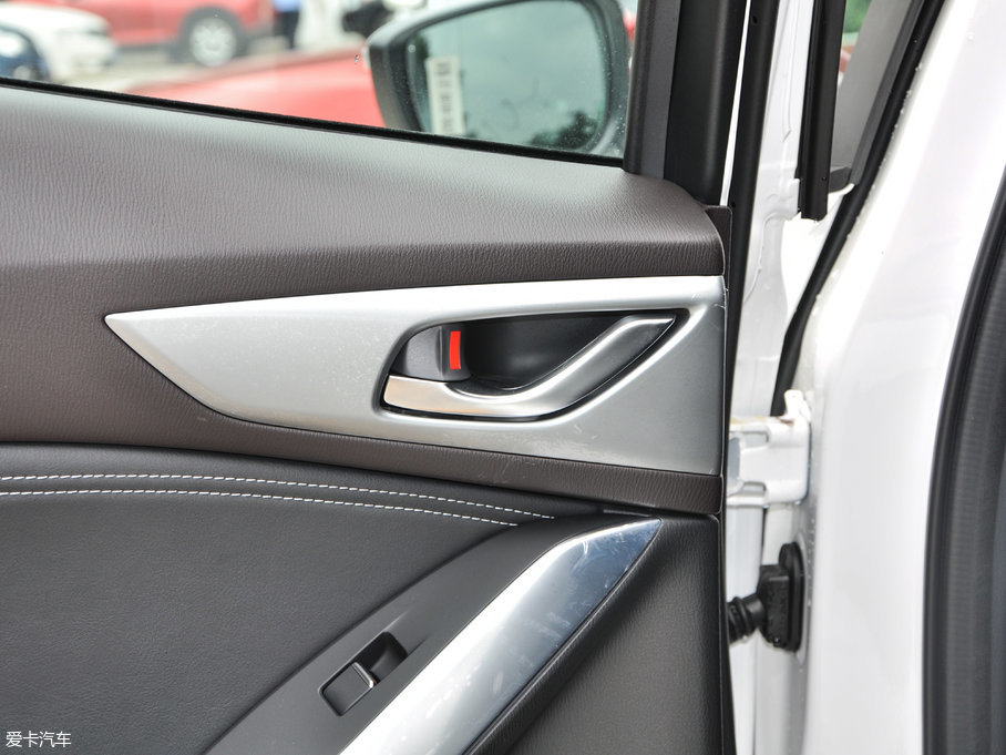 2018R_CX-4 2.0L ԄӃ{Ʒλ