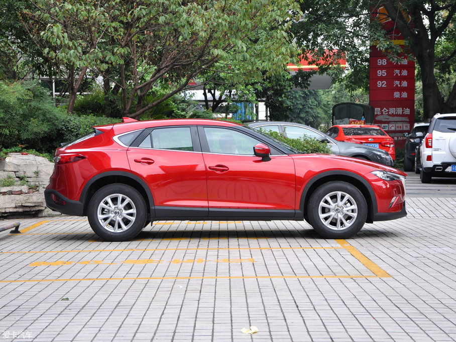 2018R_CX-4 2.0L ԄӃ{