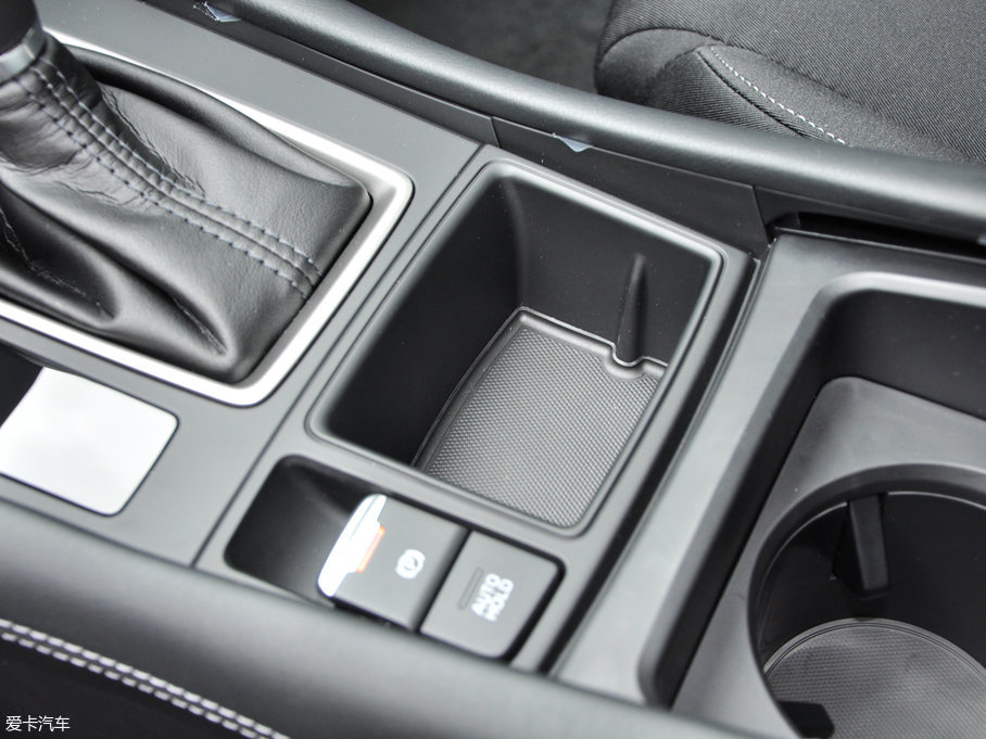 2018R_CX-4 2.0L ԄӃ{