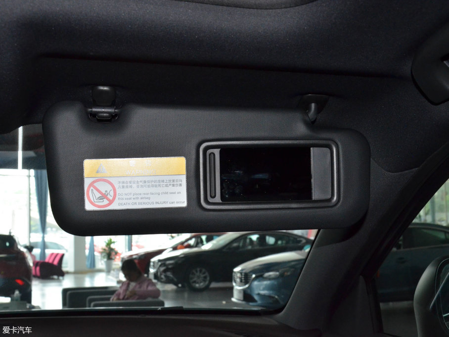 2018R_(d)CX-4 2.0L ԄӃ(q){(ln)Ʒλ