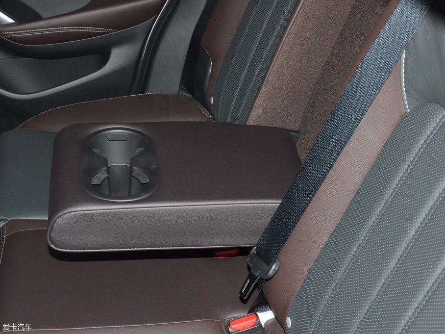 2018R_CX-4 2.0L ԄӃ{Ʒλ