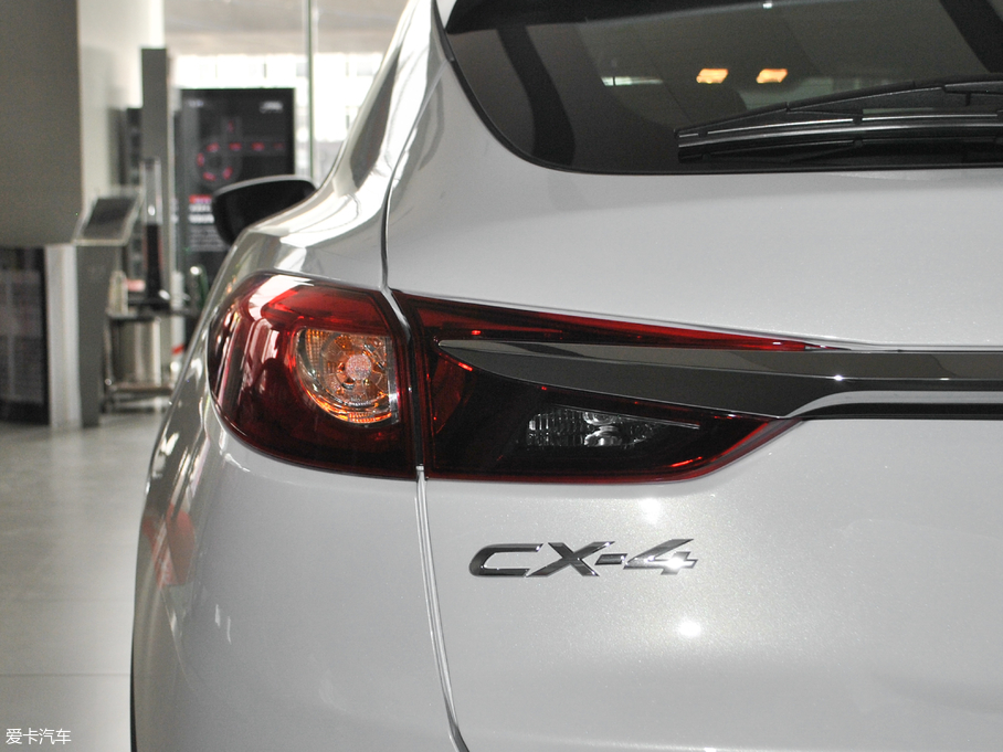 2018R_CX-4 2.0L ԄӃ{̽