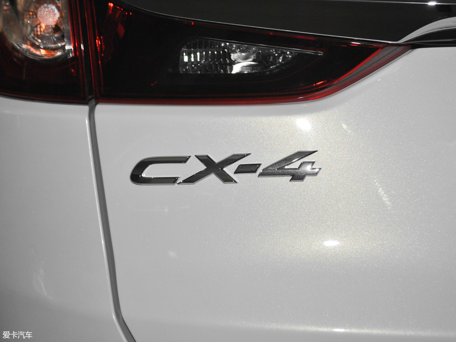 2018R_CX-4 2.0L ԄӃ{̽