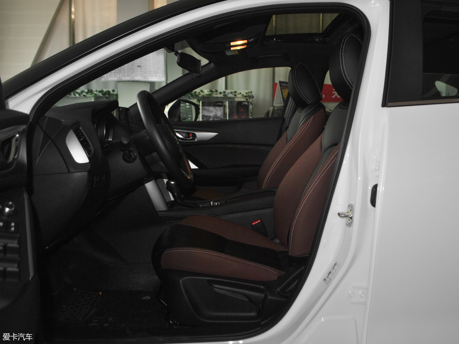 2018R_CX-4 2.0L ԄӃ{̽