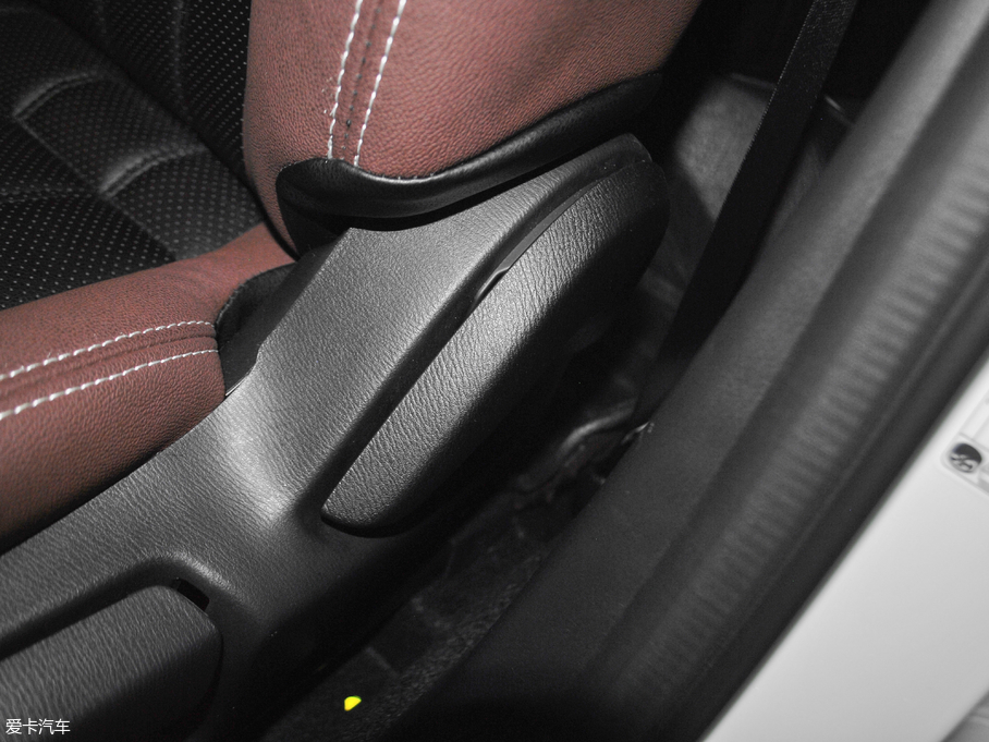 2018R_(d)CX-4 2.0L Ԅ(dng)(q){(ln)̽