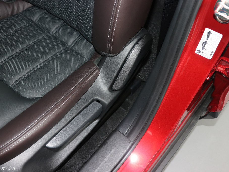 2018R_CX-4 2.0L ԄӃ(q){ƷλƼ