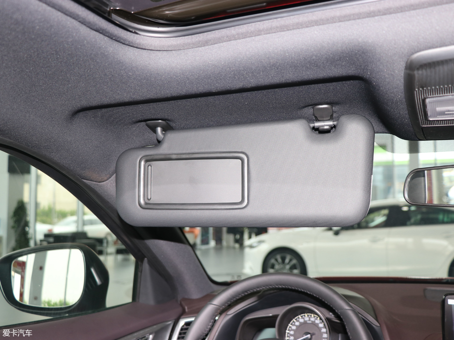 2018R_CX-4 2.0L ԄӃ{ƷλƼ