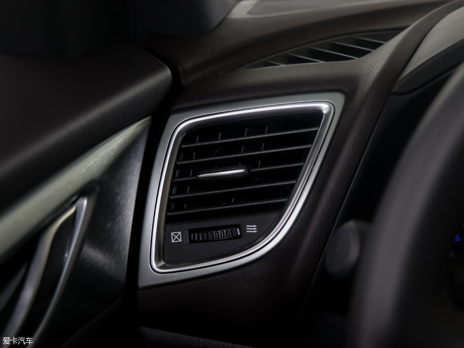 2018R_CX-4 2.0L ԄӃ{ƷλƼ