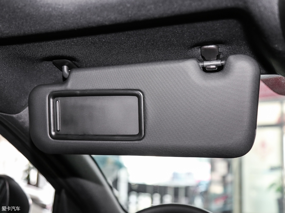 2018R_CX-4 2.0L ԄӃ{ƷλƼ