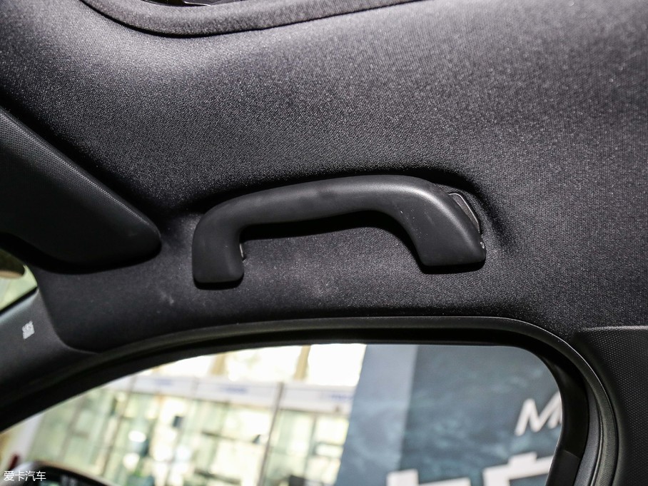 2018R_CX-4 2.0L ԄӃ{ƷλƼ