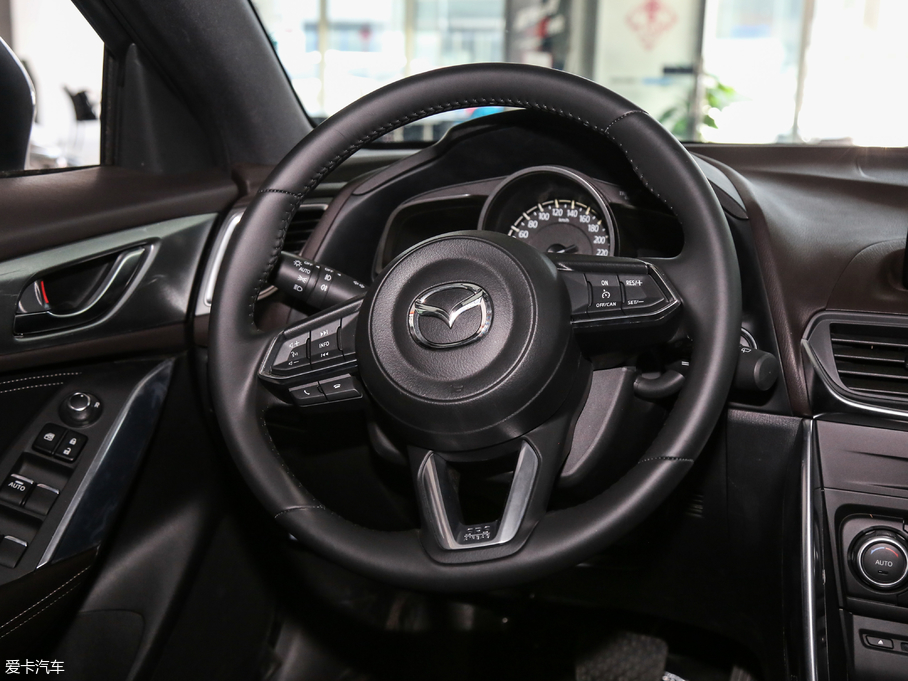 2018R_CX-4 2.0L ԄӃ{ƷλƼ