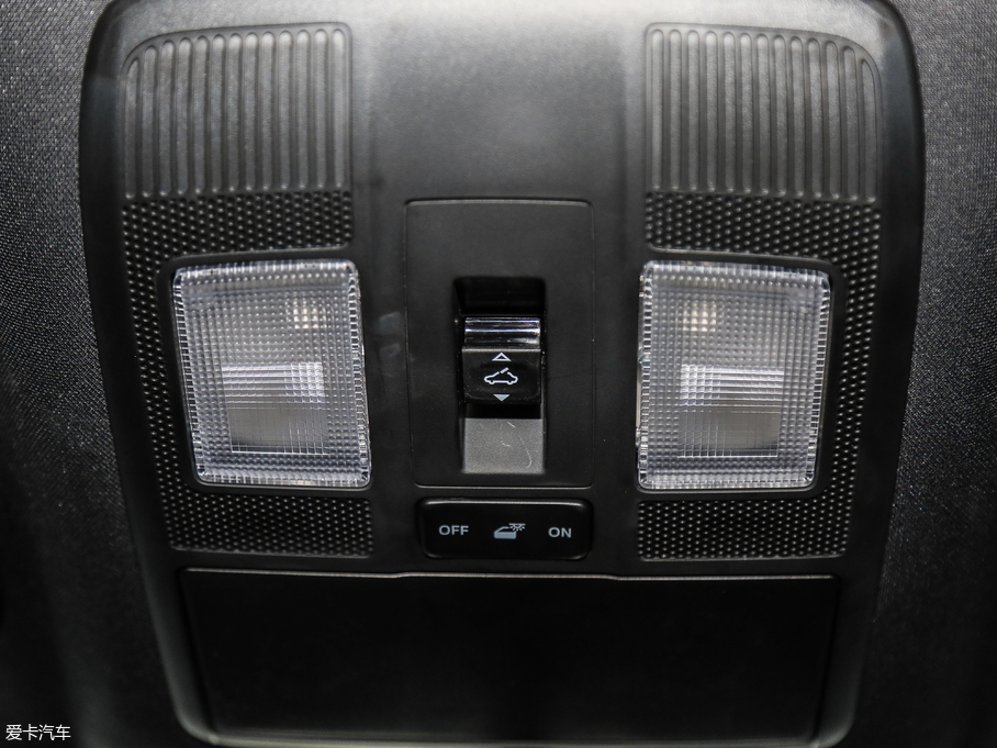 2018R_CX-4 2.0L ԄӃ{ƷλƼ