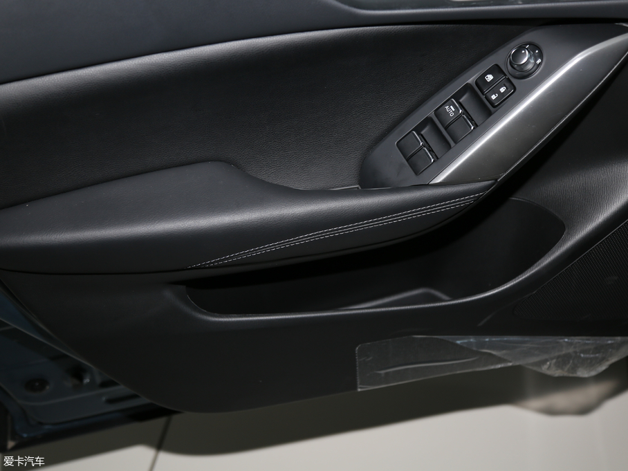 2018R_CX-4 2.0L ԄӃ{Ʒλ