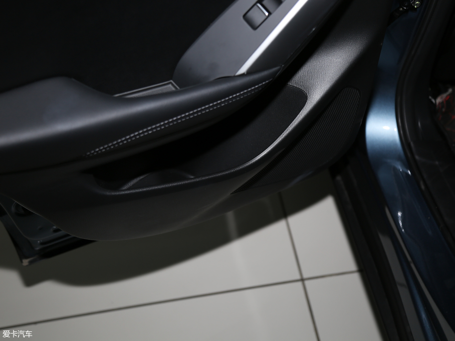 2018R_CX-4 2.0L ԄӃ(q){Ʒλ