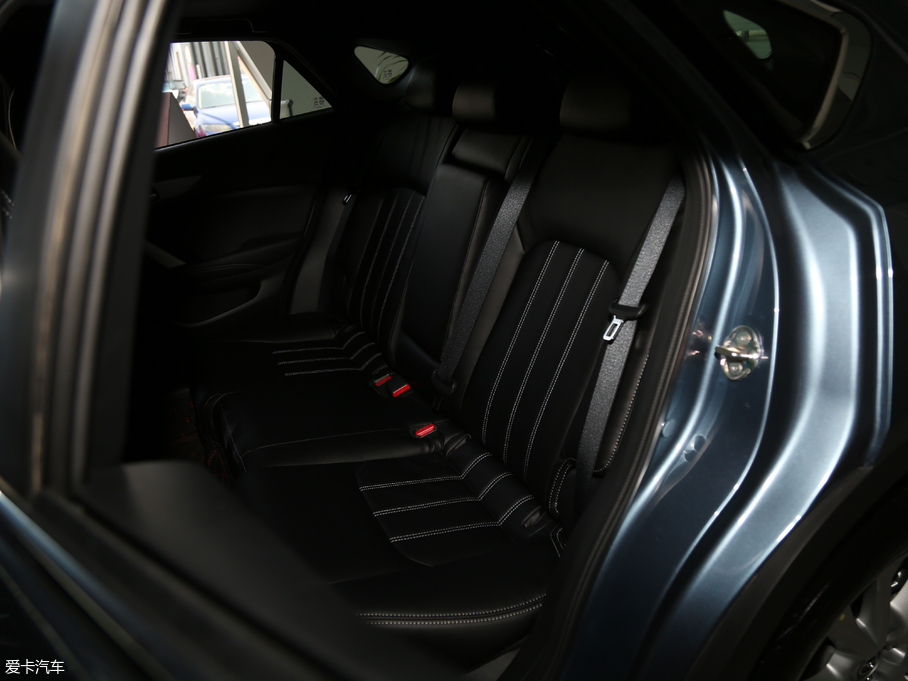 2018R_CX-4 2.0L ԄӃ{Ʒλ