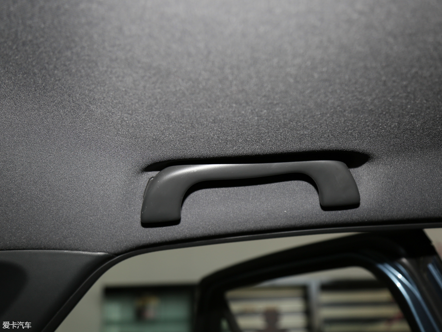 2018R_CX-4 2.0L ԄӃ{Ʒλ