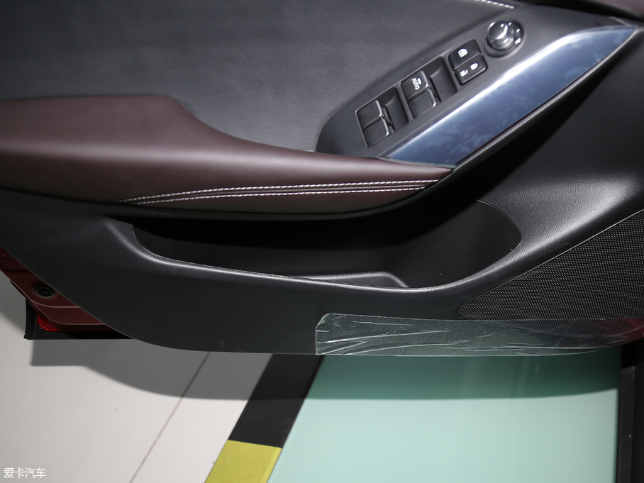 2018R_CX-4 2.0L ԄӃ{Ʒλ