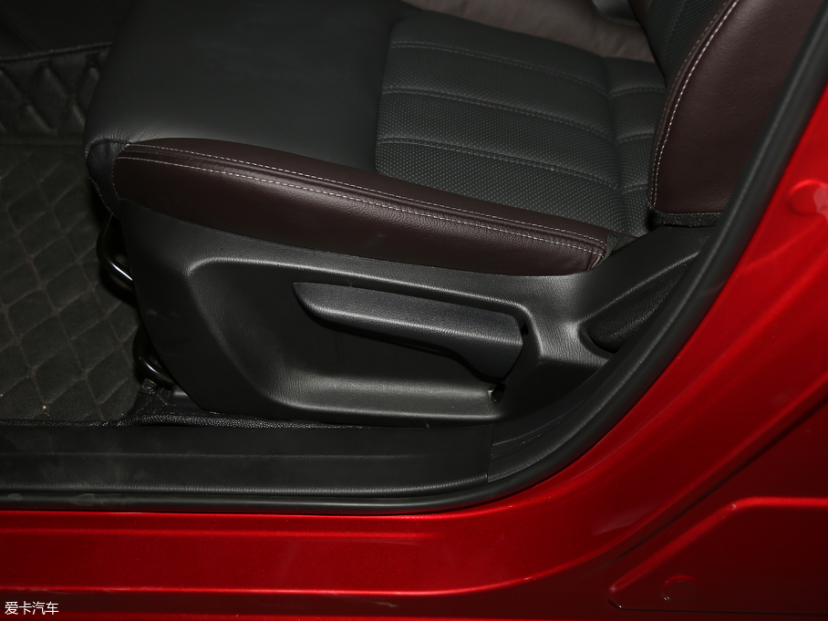 2018R_CX-4 2.0L ԄӃ{Ʒλ