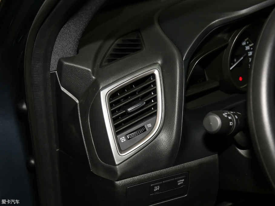 2018R_CX-4 2.0L քӃ{