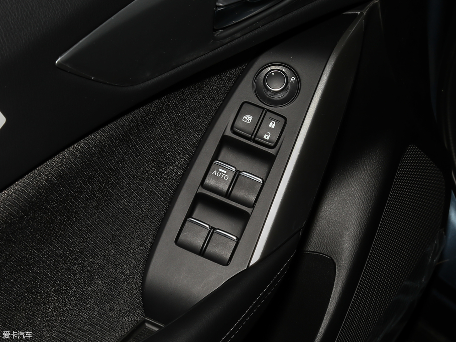 2018R_(d)CX-4 2.0L քӃ(q){(ln)