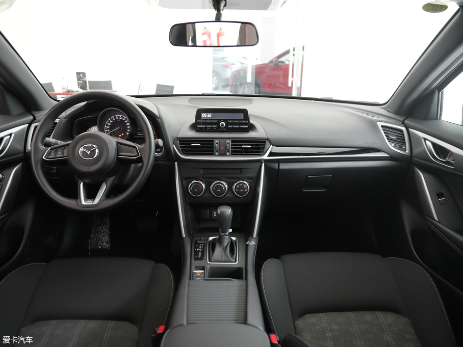 2018R_CX-4 2.0L ԄӃ{