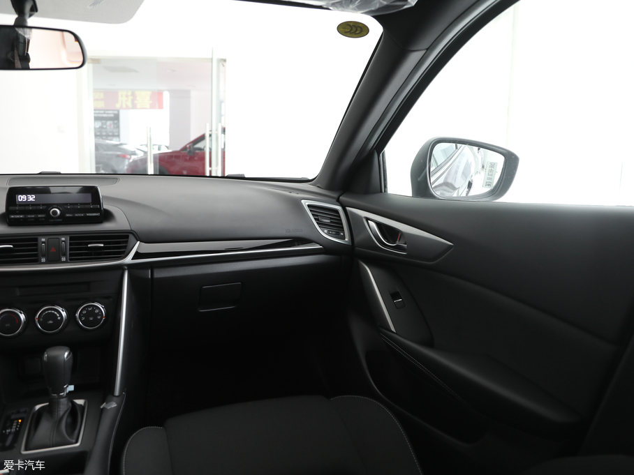 2018R_CX-4 2.0L ԄӃ{