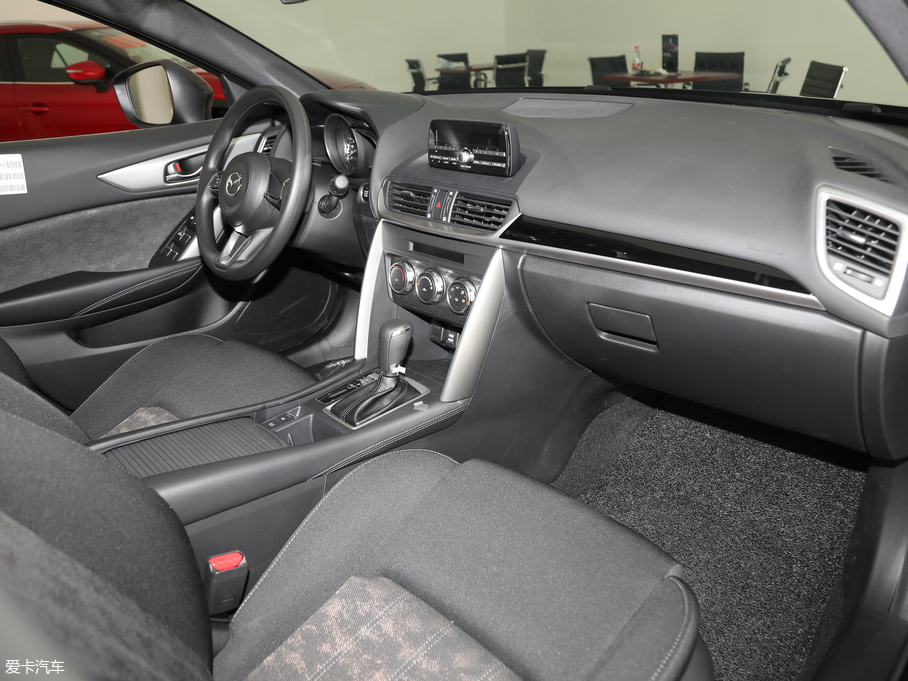 2018R_CX-4 2.0L ԄӃ{