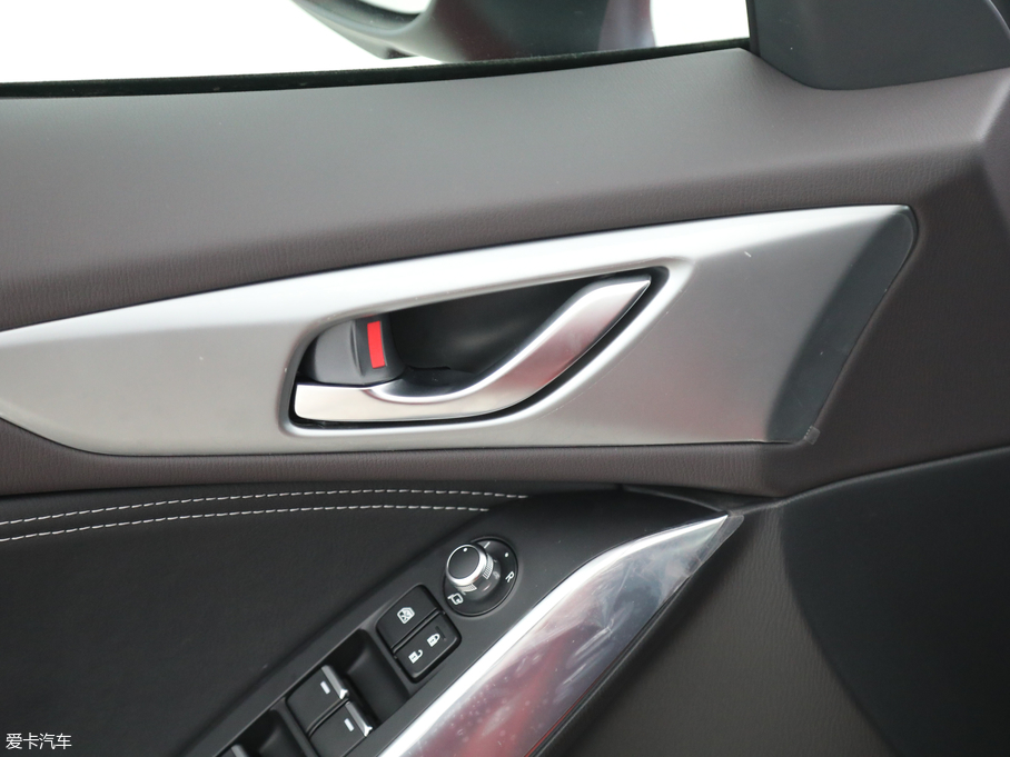 2018R_(d)CX-4 2.0L Ԅ(dng)(q){(ln)Ʒλ(j)