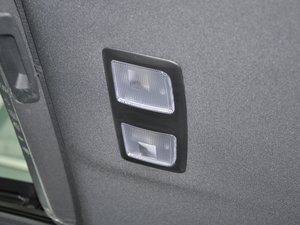 20182.0L ԄӃ{Ʒλ g