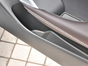 20182.0L ԄӃ{Ʒλ g