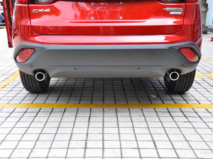 2018款2.0L 自动两驱蓝天活力版 排气管
