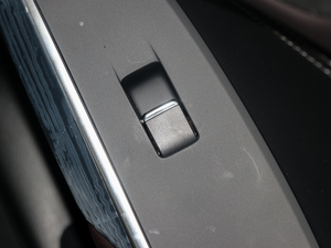 20182.0L ԄӃ{ƷλƼ g