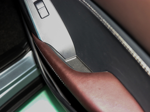 20182.0L ԄӃ{ƷλƼ g