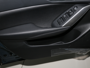 20182.0L ԄӃ{Ʒλ g