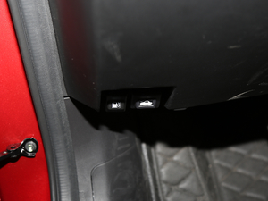 20182.0L ԄӃ{Ʒλ g