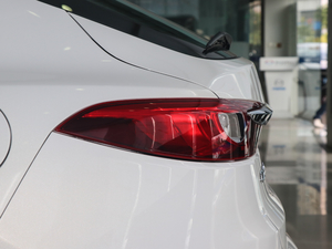 20182.0L ԄӃ{Ʒλ ^