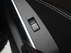 20182.0L ԄӃ{Ʒλ g