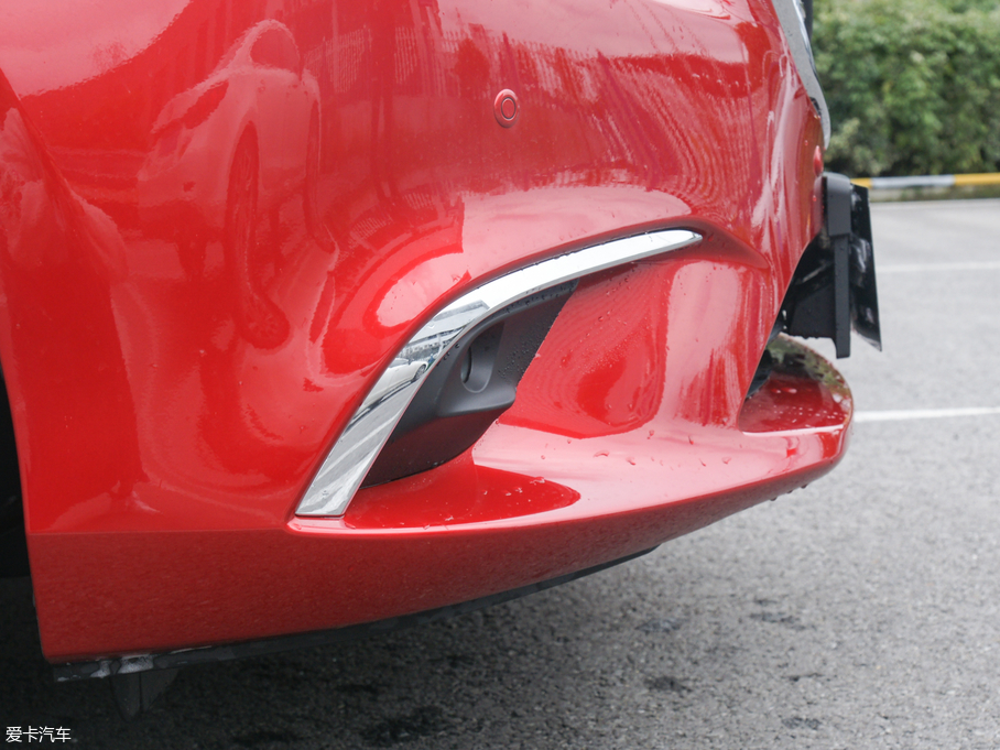 2018���Ɲ 2.5L �{�������