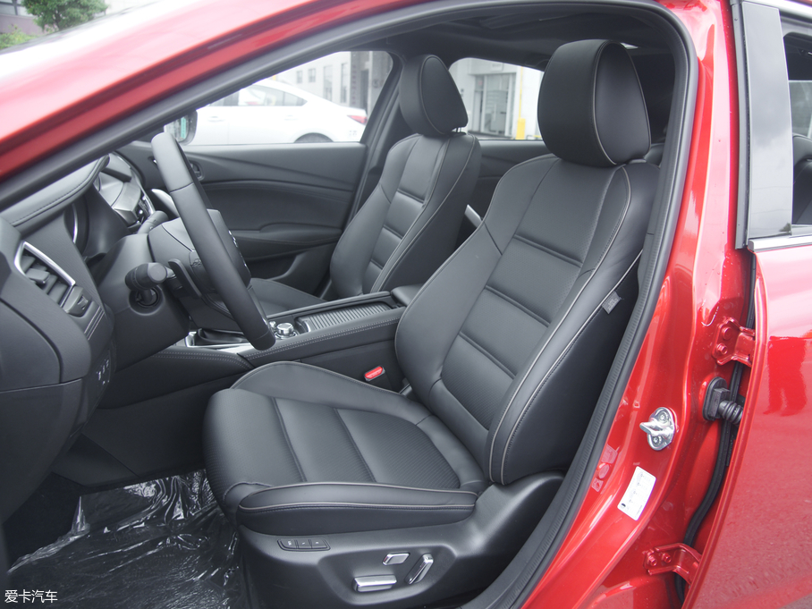 一汽馬自達2018款阿特茲