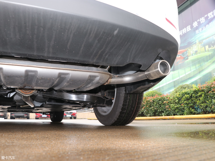 2018Ɲ 2.0L {(ln)F