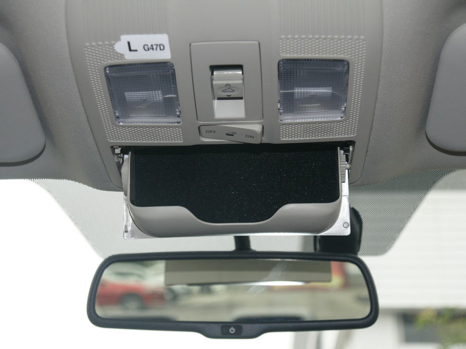 2018Ɲ 2.0L {(ln)F